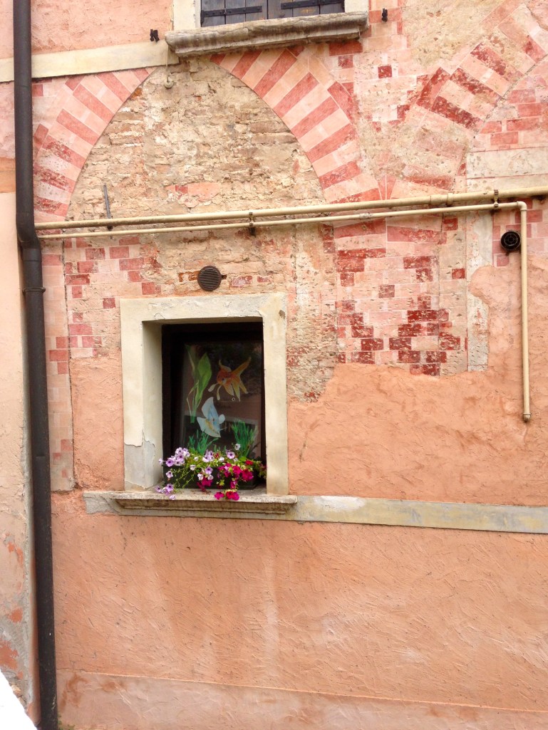 The colors, Duke, the colors!