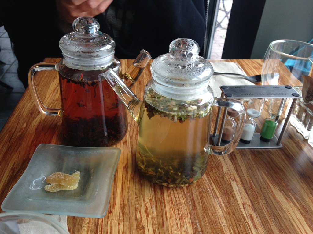 I am Bea. I drink Tea. Won't you come a play with me?